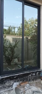 پنجره کشویی ترمال بریک TS135دوجداره با شیشه سکوریت نشکن 