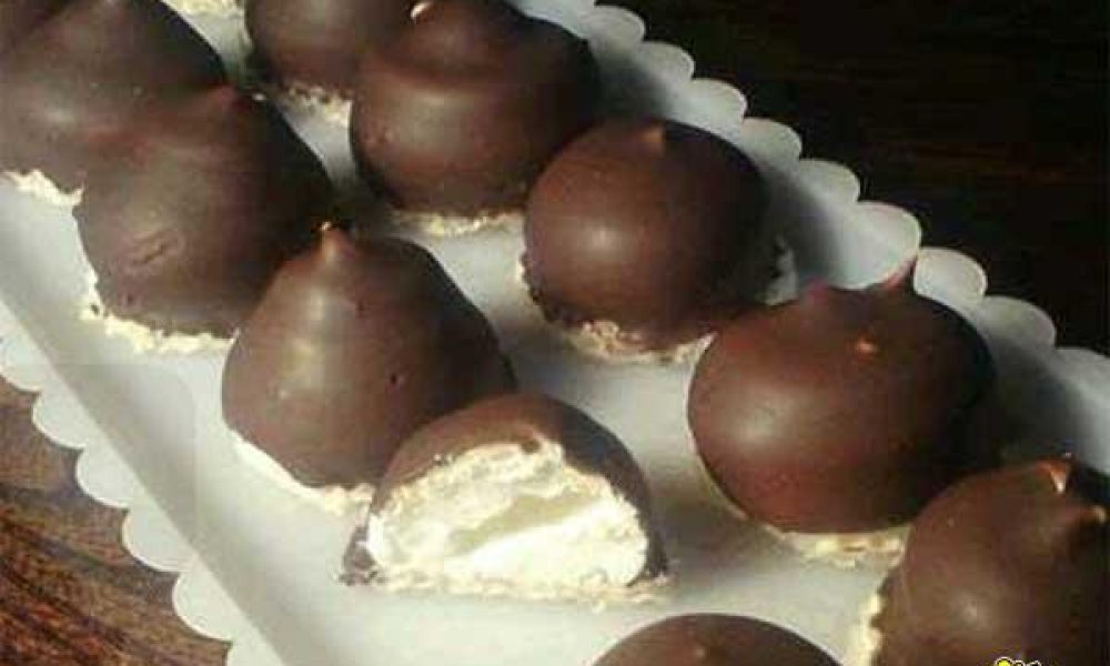 طرز تهیه بستنی زمستانی خانگی